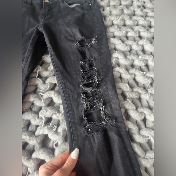 FRAME Ripped Jeans - Picture 3 of 10